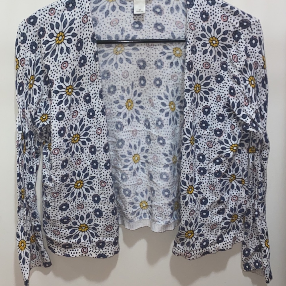 Super cute cardigan
